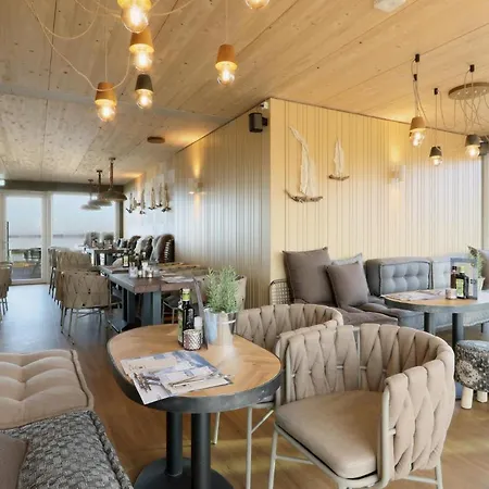 Pet Friendly In Lembruch-duemmer Vakantiehuis Lembruch